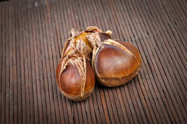 Castagne arrosto — Foto Stock