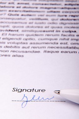 üzerinde anlaşmaya imza