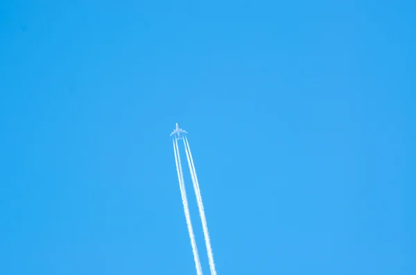 Aeroplano in cielo — Foto Stock