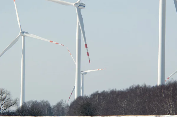 Windturbine generator — Zdjęcie stockowe