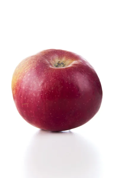 Roter frischer Apfel — Stockfoto
