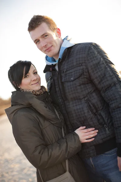 Couple at beach — Stock Photo, Image