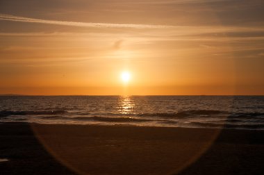 zakenvrouw maken een wens gemengd ras geïsoleerd wit