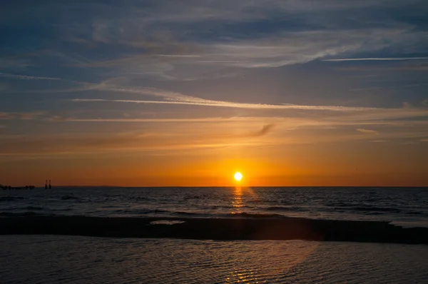 Puesta de sol sobre el Báltico — Foto de Stock