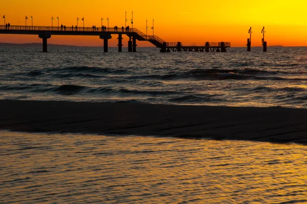 Pôr do sol sobre baltic — Fotografia de Stock