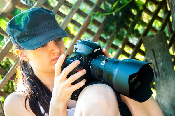 Natuurfotograaf maakt foto 's — Stockfoto