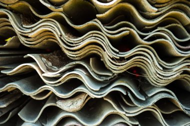 çayırda yasadışı çöplüğü