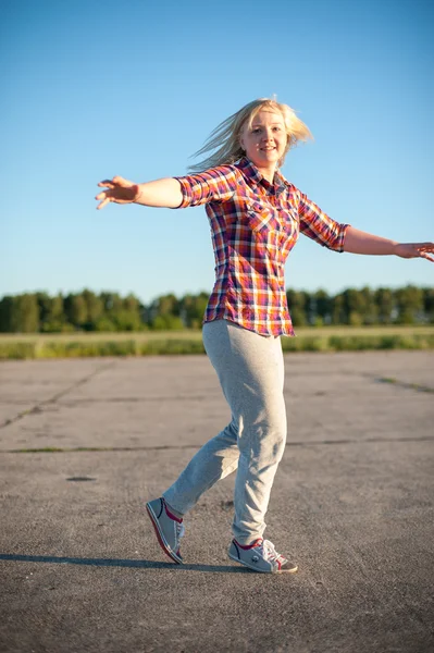 Portrait of freckled blonde outside — Stock Photo, Image