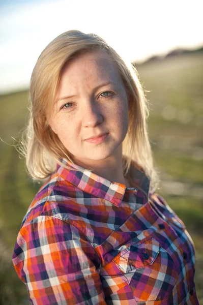 Portrait of freckled blonde outside — Stock Photo, Image