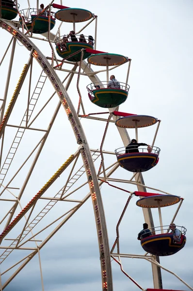 Visitors on Ferris Wheel — Stock Photo, Image