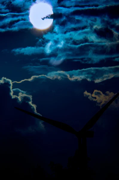 Mooie hemel bij zonsondergang — Stockfoto