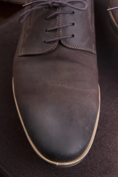 Elegante indossare scarpe da uomo — Foto Stock