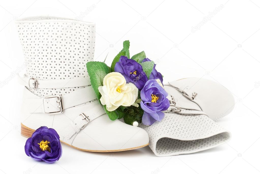 White summer boots with flowers