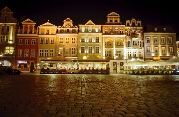 Stary rynek nocą w Poznaniu — Zdjęcie stockowe