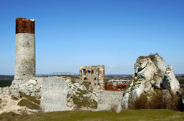 Ruined medieval castle in Olsztyn — Stock Photo, Image