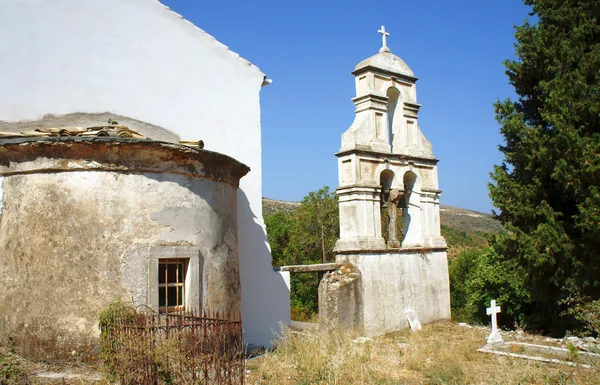 Torre della chiesa nell'isola di Corfù — Foto Stock