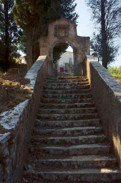 Trap naar de kerk in Corfu eiland — Stockfoto