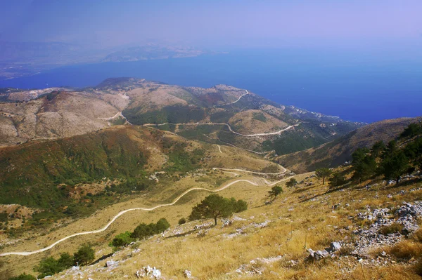 Paisaje en las montañas — Foto de Stock