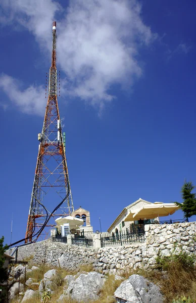 Antenna and monastery on top of Pantokrator — Stock Photo, Image