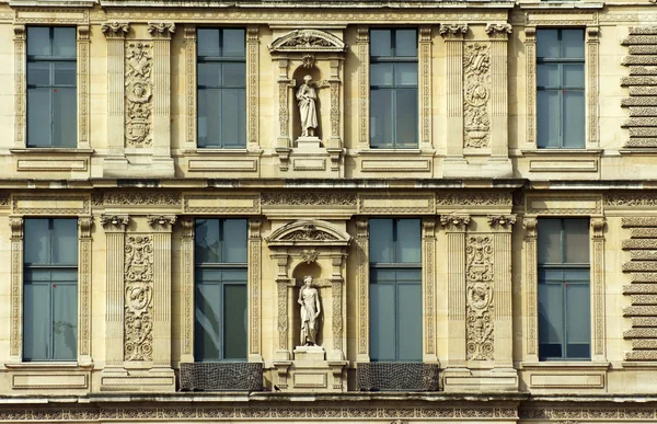 Fragment van het louvre — Stockfoto