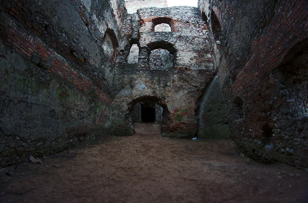 Ruined medieval castle — Stock Photo, Image