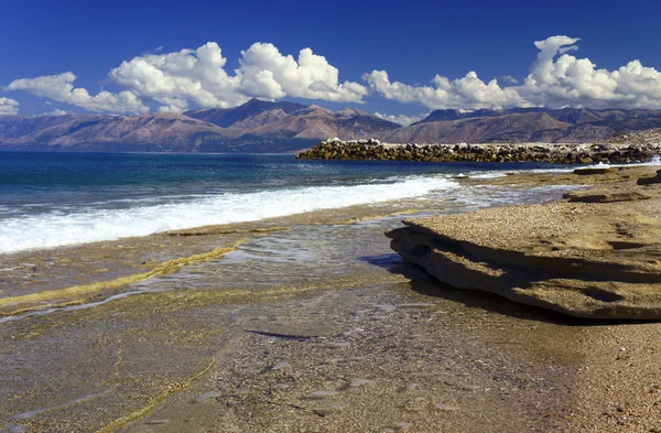 Corfou et les montagnes albanaises — Photo