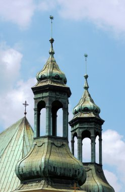 Katedral Gotik kuleler