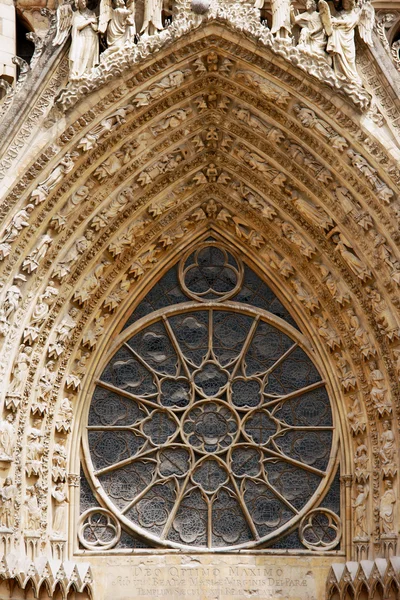 Detail of the facade of the cathedral — Stock Photo, Image