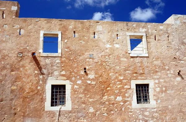 Las paredes del monasterio ortodoxo —  Fotos de Stock