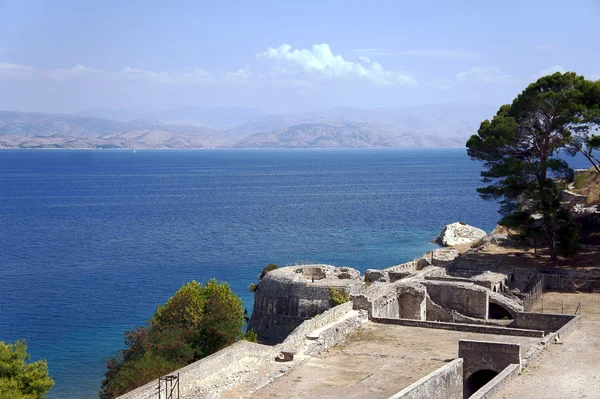 Вид с крепости на остров Корфу — стоковое фото