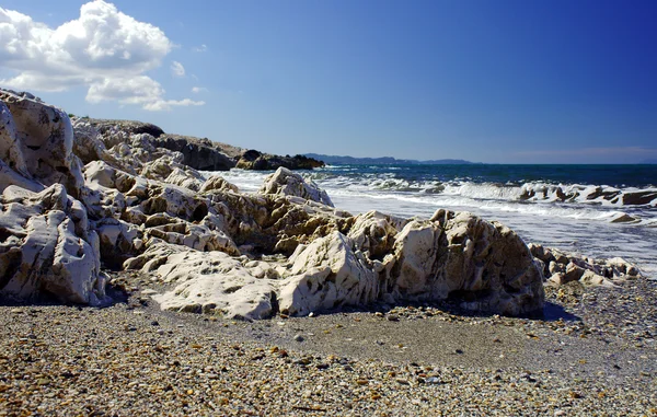 Rochers sur la côte — Photo