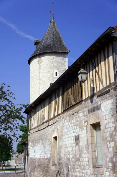 Muur en toren — Stockfoto