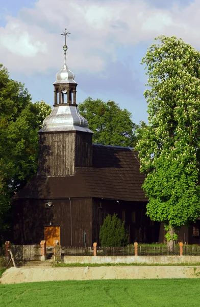 Chiesa di campagna in legno — Foto Stock