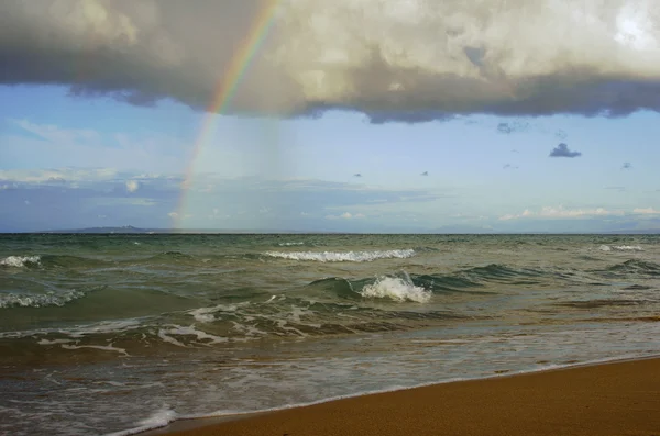 虹と曇った空 — ストック写真