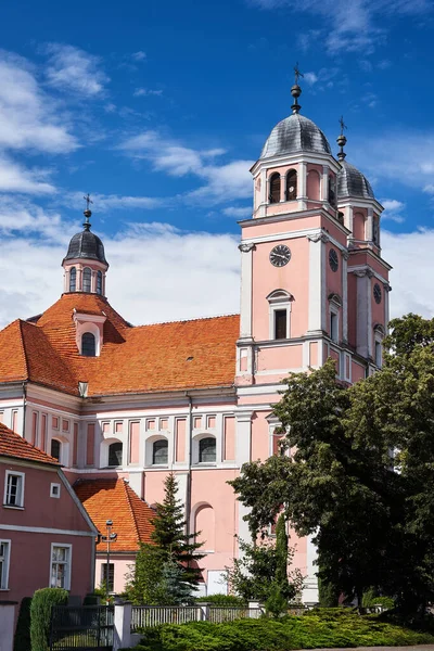 Bjälltorn Barockkatolsk Kyrka Staden Sierakow Polen — Stockfoto