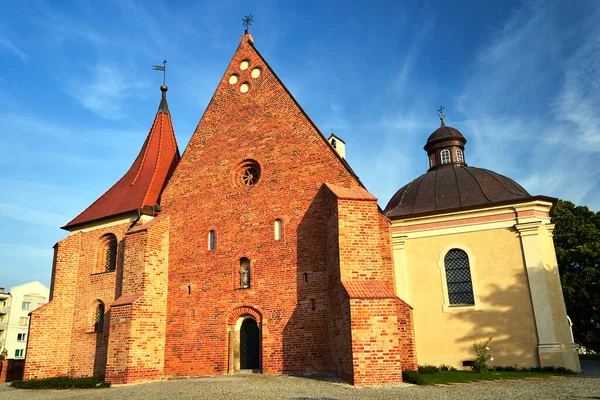 Fachada Uma Igreja Românica Atrasada Dos Cavaleiros Hospitalários Poznan — Fotografia de Stock