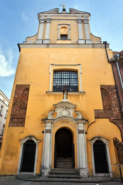Barokke Gevel Van Historische Kerk Poznan — Stockfoto