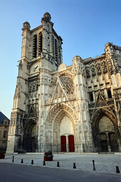 Torre Final Portal Catedral Troyes França — Fotografia de Stock
