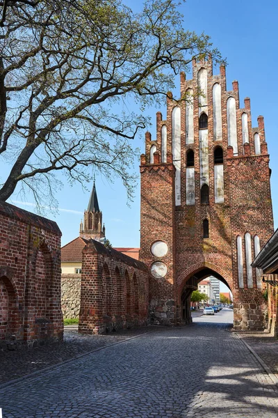 Średniowieczne Umocnienia Bramy Miejskiej Neuebrandemburgu Niemczech — Zdjęcie stockowe