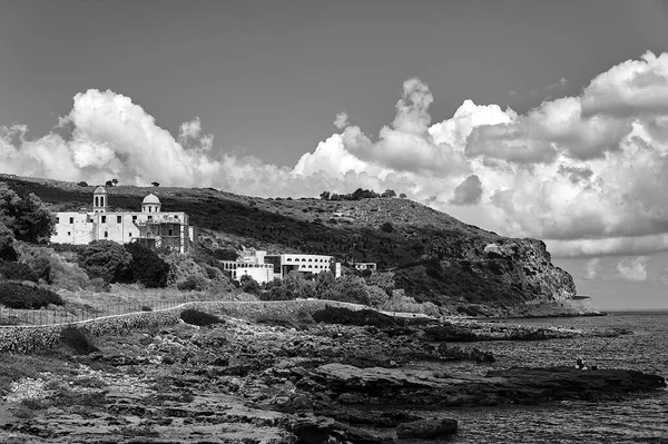 Edificios Piedra Del Monasterio Ortodoxo Mar Isla Creta Monocromo —  Fotos de Stock