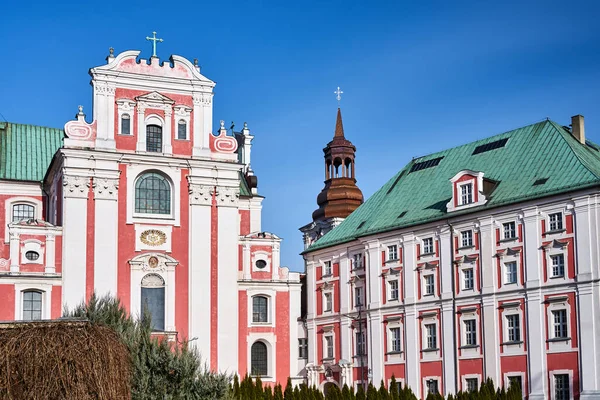 Bâtiments Baroques Ancien Monastère Par Une Journée Ensoleillée Poznan — Photo