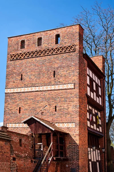 Polonya Nın Torun Şehrinde Tarihi Bir Kule Tuğladan Bir Savunma — Stok fotoğraf