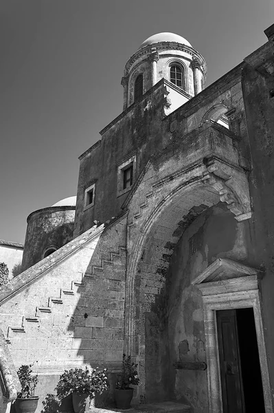 Entrada Para Capela Histórica Mosteiro Ortodoxo Ilha Creta Grécia Monocromático — Fotografia de Stock