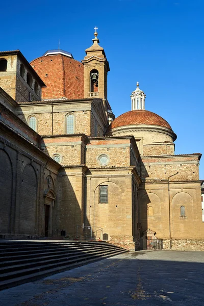 Campanario Cúpula Una Iglesia Medieval Ciudad Florencia Italia —  Fotos de Stock