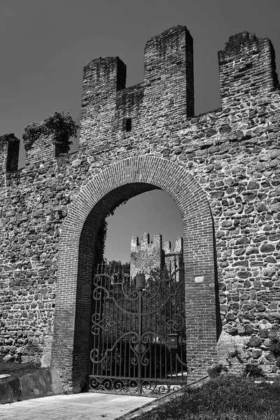 Ворота Середньовічній Оборонній Стіні Міста Есте Італії Монохромний — стокове фото