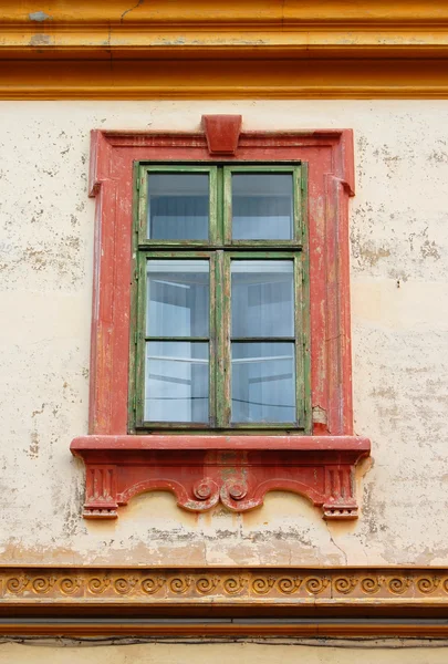 Güzel eski penceresinin ayrıntı — Stok fotoğraf