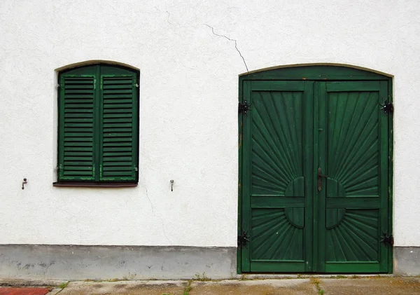 Detalle de la hermosa fachada de la casa rústica — Foto de Stock