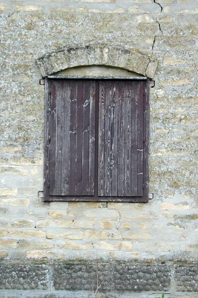 Szczegóły piękne rustykalne okna — Zdjęcie stockowe