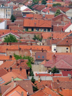 inşa alanında gösterilen çatı arasında kentsel sahne