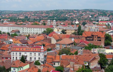 inşa alanında gösterilen çatı arasında kentsel sahne